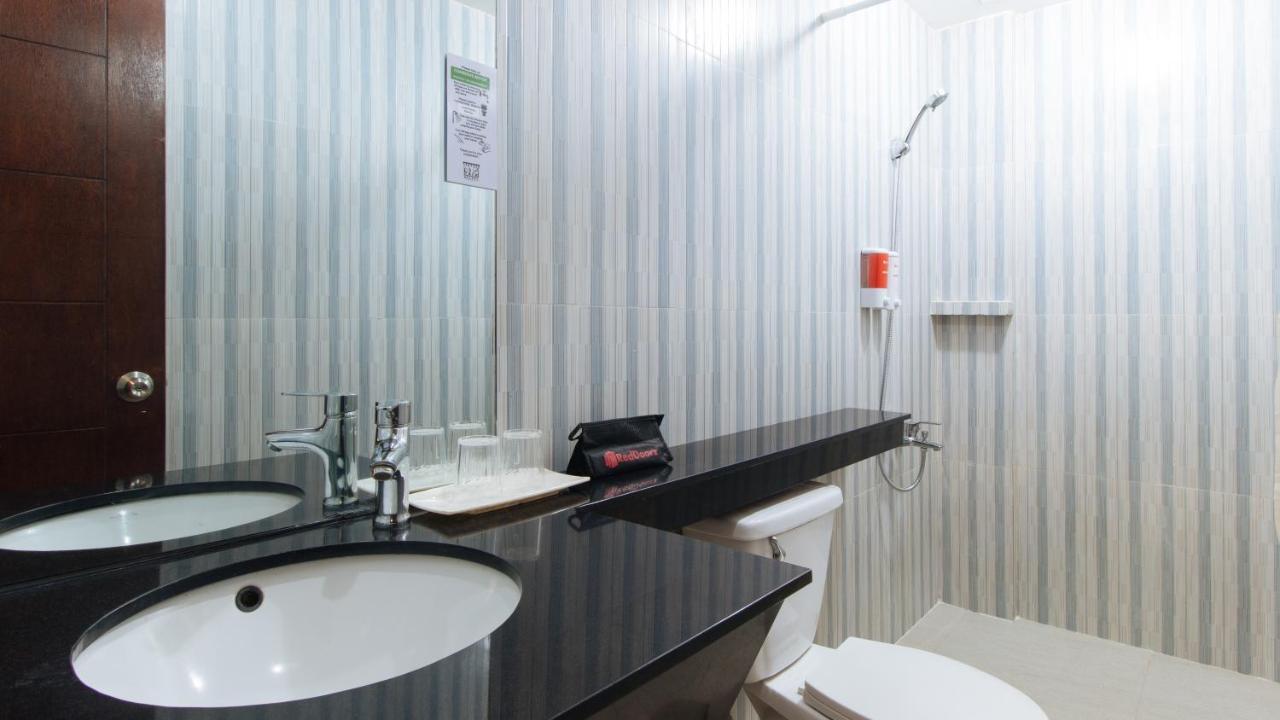 Reddoorz Plus @ Melsol Metro Vigan Exterior foto