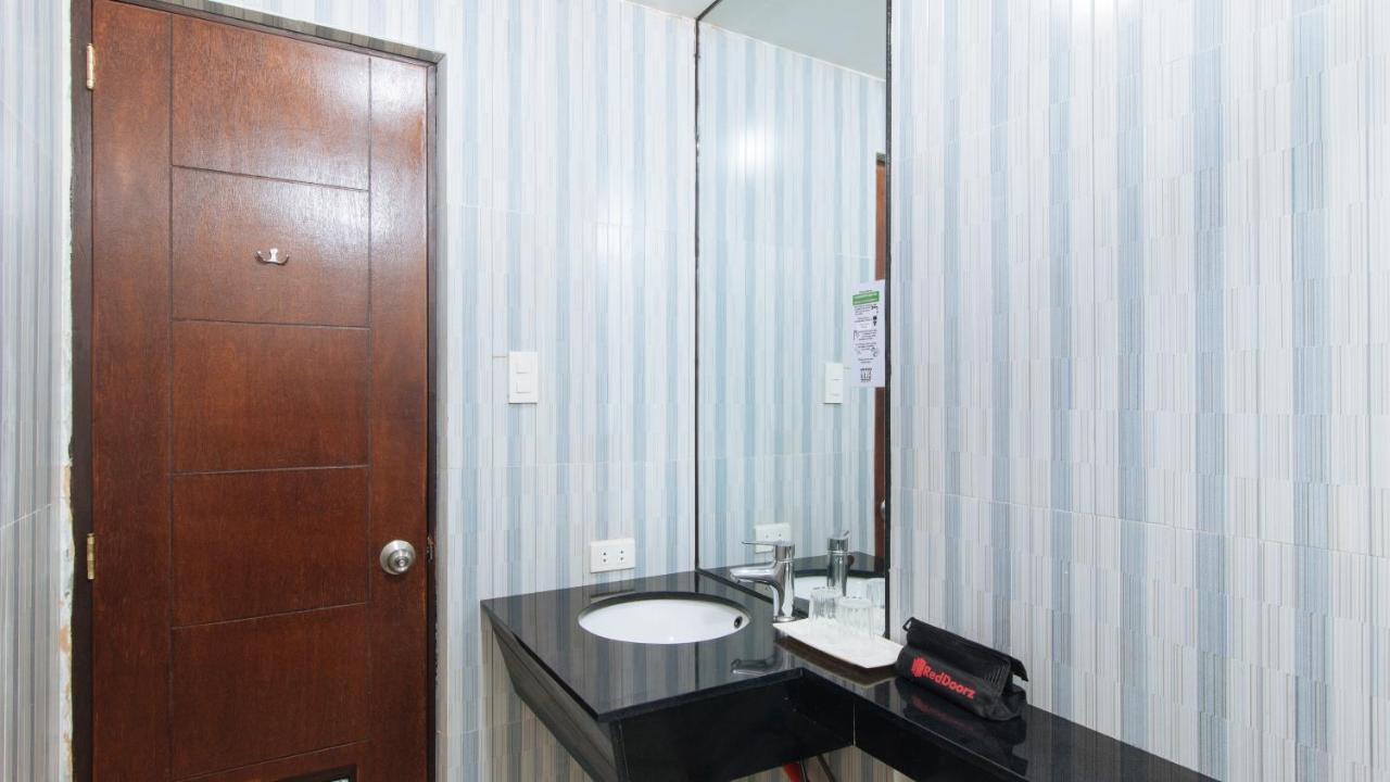 Reddoorz Plus @ Melsol Metro Vigan Exterior foto