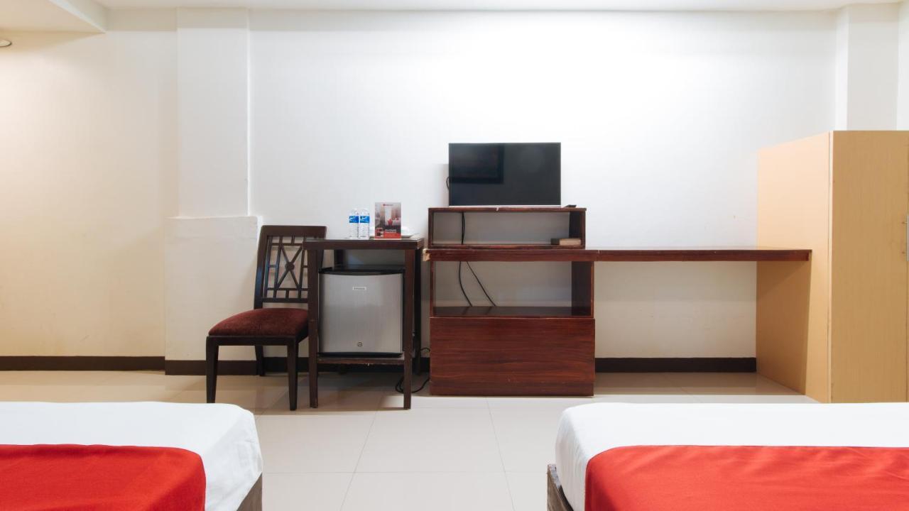 Reddoorz Plus @ Melsol Metro Vigan Exterior foto