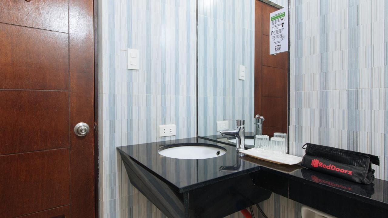 Reddoorz Plus @ Melsol Metro Vigan Exterior foto
