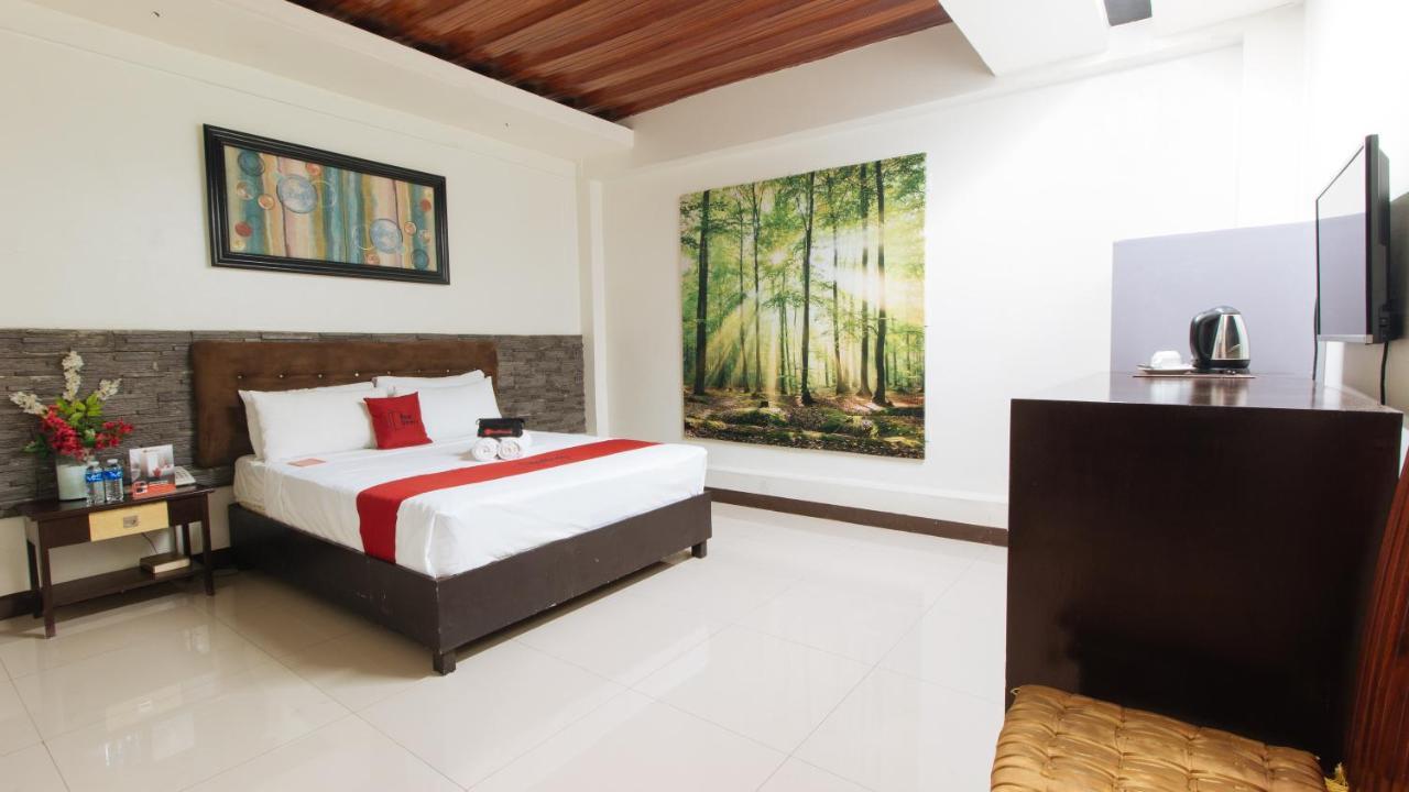Reddoorz Plus @ Melsol Metro Vigan Exterior foto
